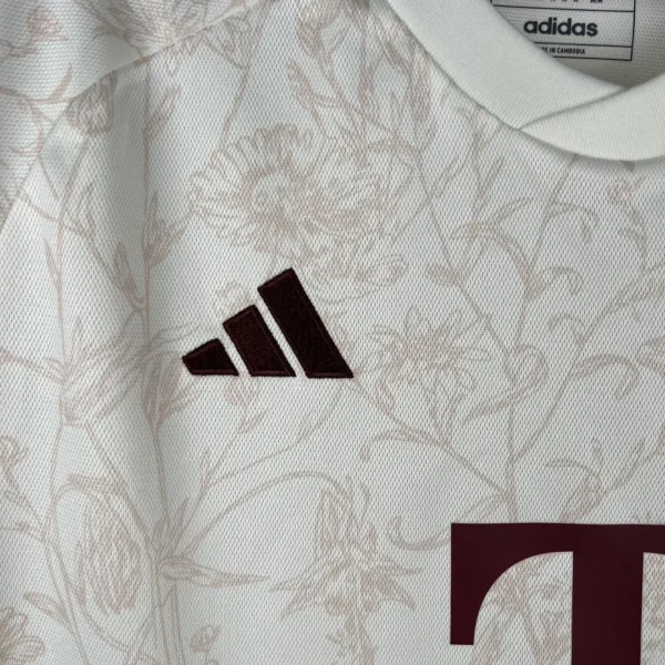 23-24 Bayern Munich Third Jersey - Image 5
