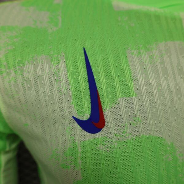 2024/25 Barcelona Home Jersey Long Sleeve Player Version - Image 5