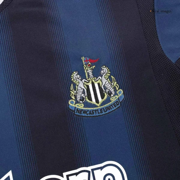 Newcastle United Retro Jersey Away 2004/05 - Image 6