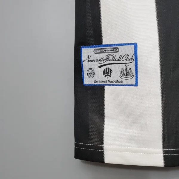 1995/97 Newcastle Retro Jersey Home - Image 7