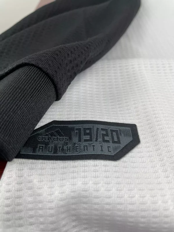 2019-20 Cristiano Ronaldo #7 Juventus Home Retro Player Version Soccer Jersey with UCL Patch - Long Sleeve - Image 6
