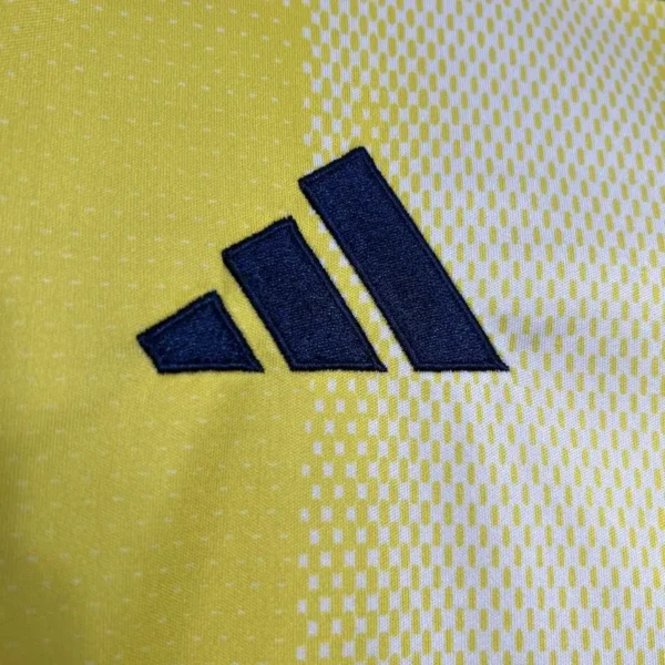 Juventus Away Replica Jersey 2024-25 - Image 3