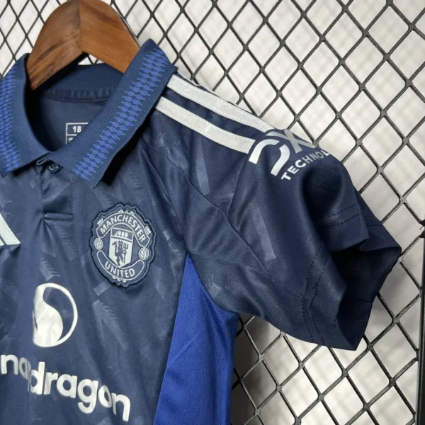 24-25 Manchester United Away Kids Jersey+Shorts - Image 4