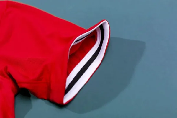 2011/12 Manchester United Retro Jersey Home - Image 7