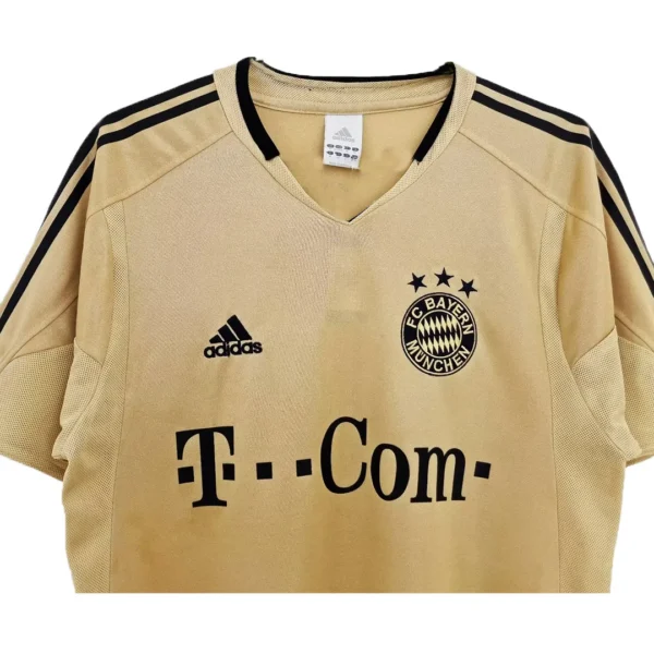 04-05 Bayern Munich Retro Away Jersey - Image 2