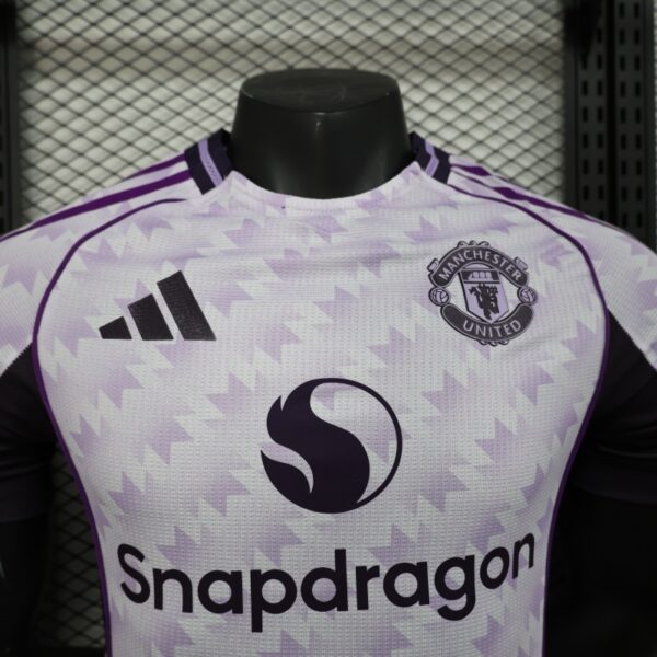 2025/26 Manchester United Away Jersey Player Version - Image 3