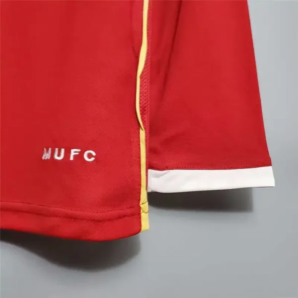 2006/07 Manchester United Retro Jersey Long Sleeve Home - Image 5