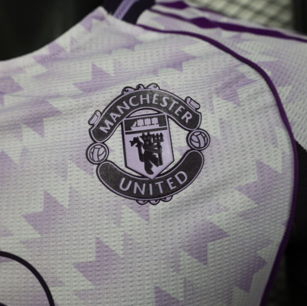 2025-26 Manchester United Special Player Edition football jersey - Image 5