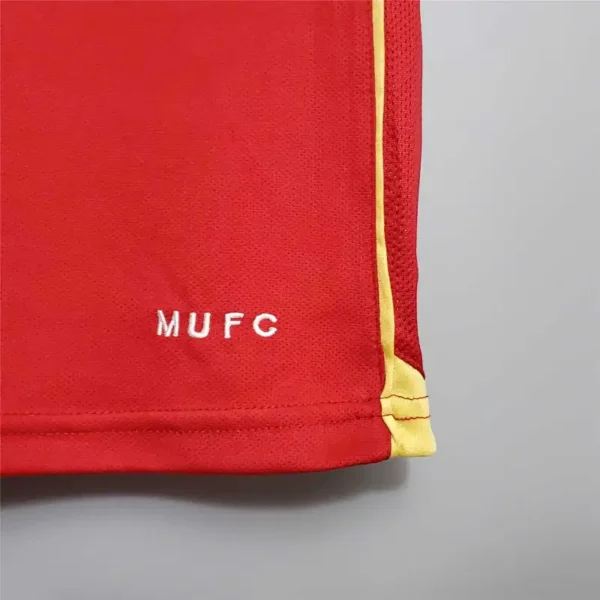 2006/07 Manchester United Retro Jersey Home - Image 6