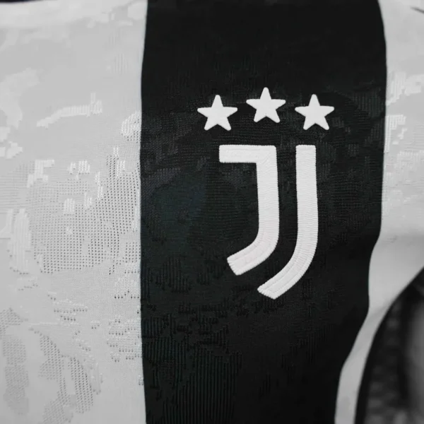 24-25 Juventus Home Soccer Jersey Player Version Long Sleeve - Image 3