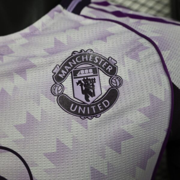 2025/26 Manchester United Away Jersey Player Version - Image 4