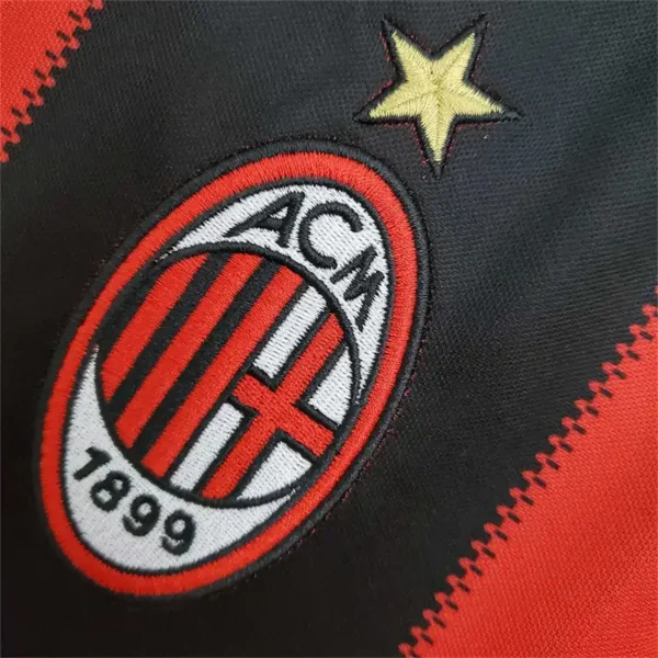 2010/11 AC Milan Retro Jersey Home - Image 4