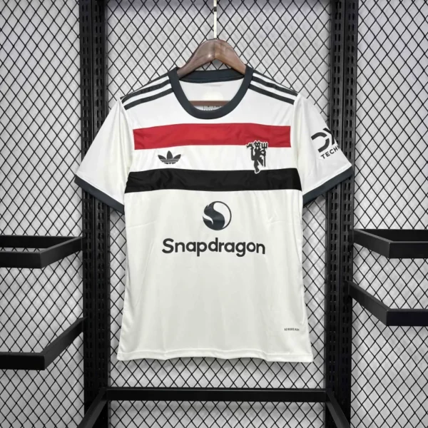 Manchester United Third Replica Jersey 2024-25 - Image 5