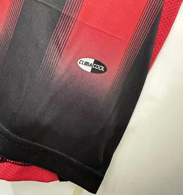 2004/05 AC Milan Retro Jersey Home - Image 6