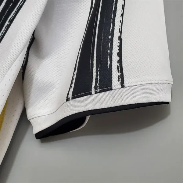 20-21 Juventus Home Soccer Retro Jerseys Shirt - Image 8
