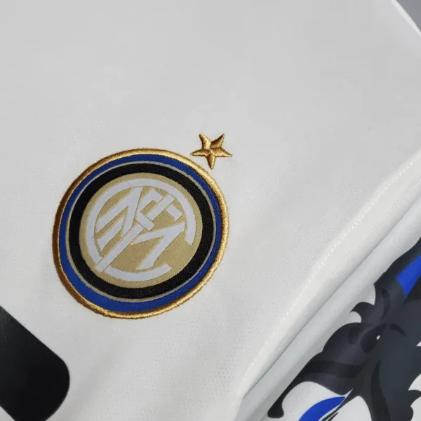 2010/11 Inter Milan Retro Jersey Away - Image 3