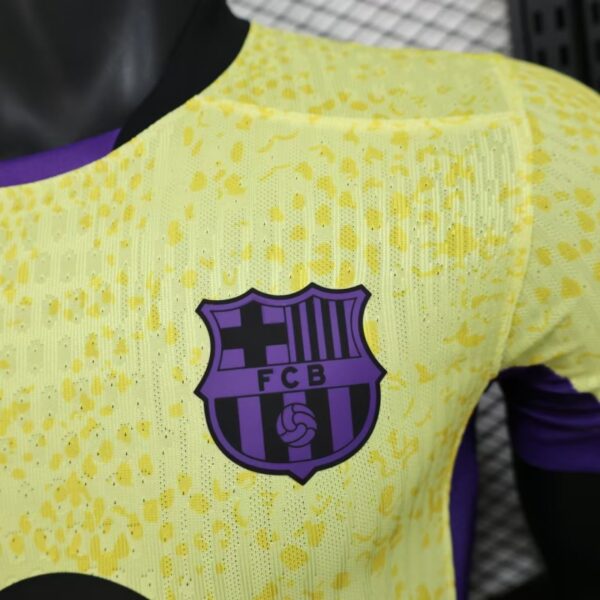 2025/26 Barcelona Special Edition Football Shirt - Image 4