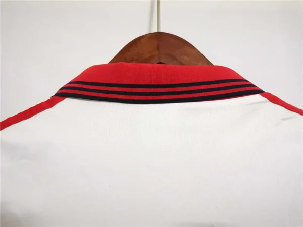 98-00 Bayern Munich Retro Jersey Away - Image 7