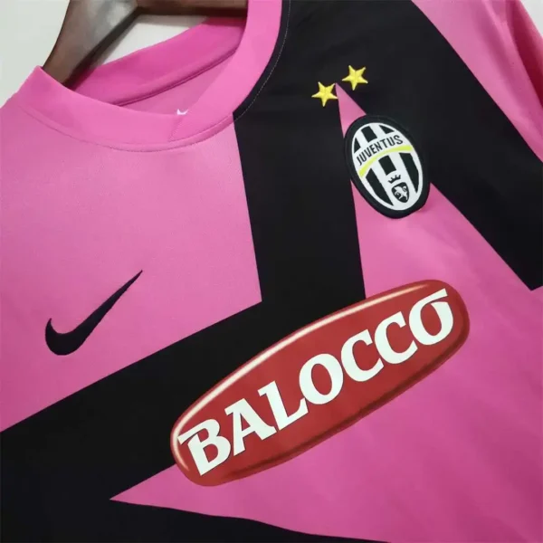 2011-12  Juventus Retro Jersey Away - Image 4