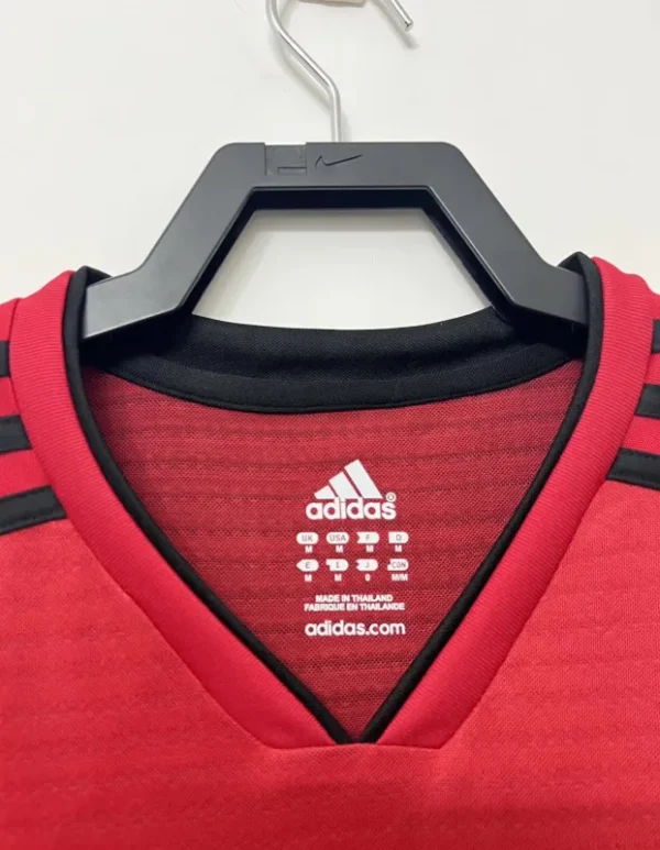 2018/19 Manchester United Retro Jersey Home - Image 5