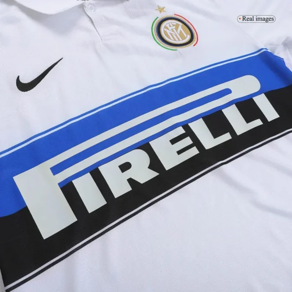 2009/10 Inter Milan Retro Jersey Away - Image 6
