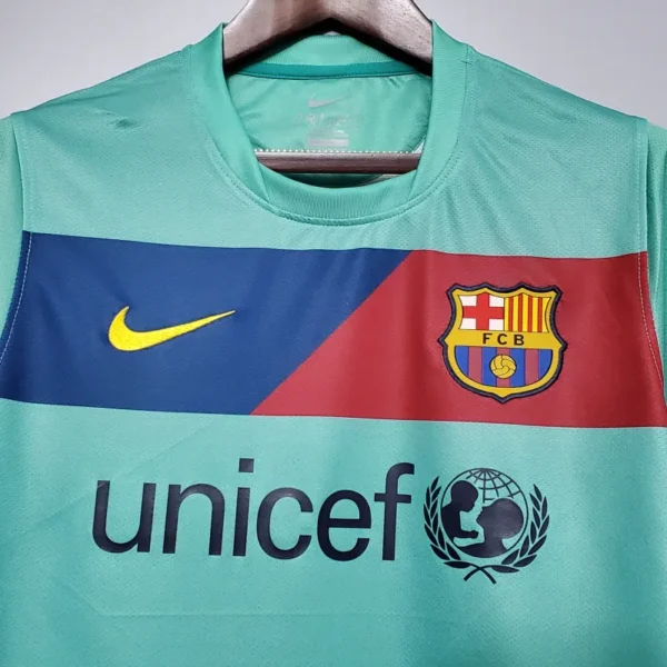 10-11 Barcelona Home Retro Jersey - Image 10