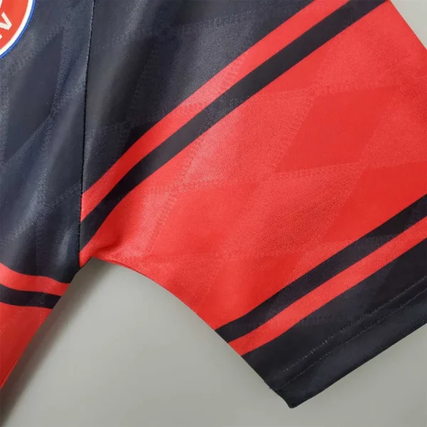 97-99 Bayern Munich Retro Jersey Home - Image 6