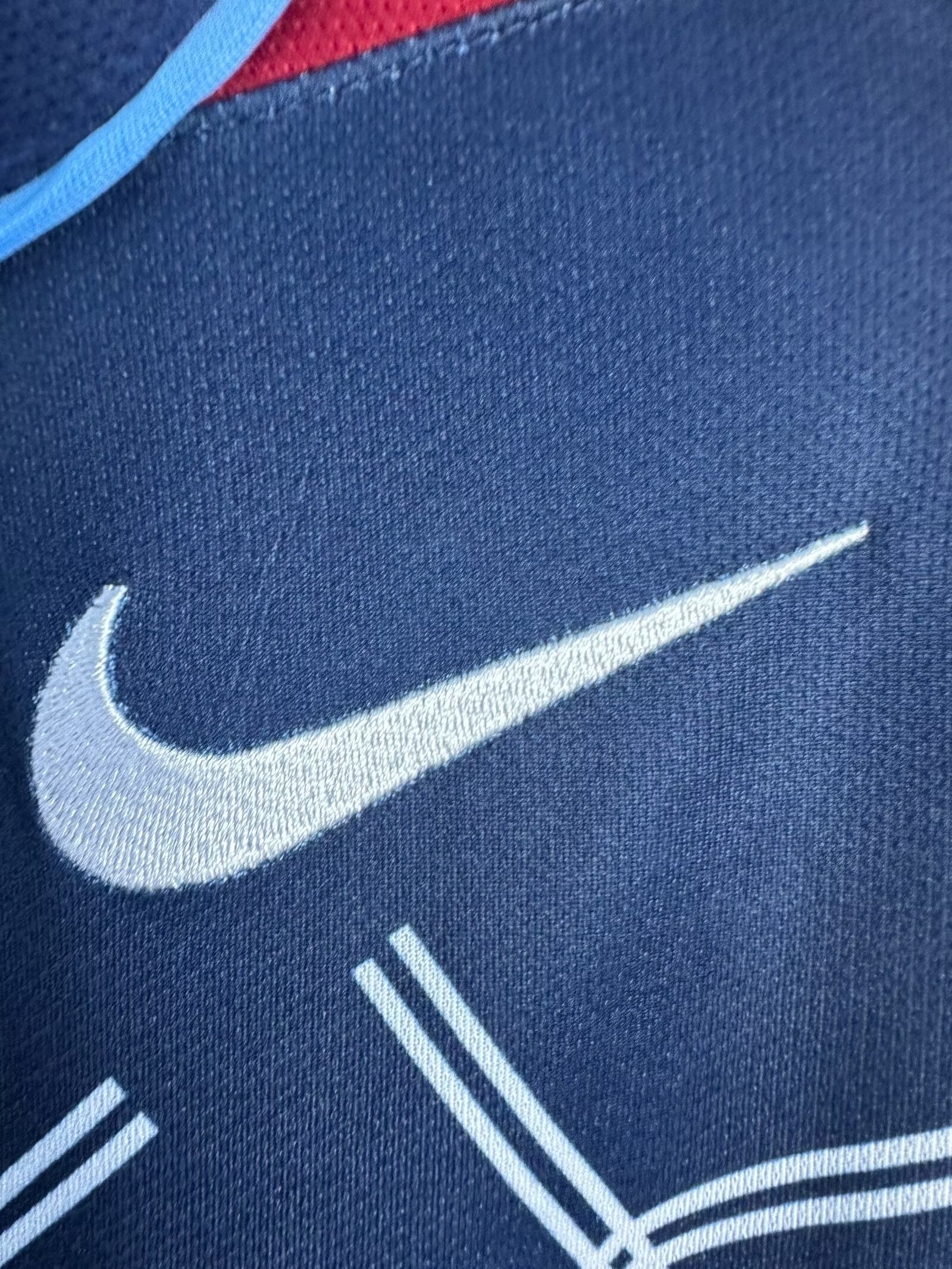 Nike Atletico Madrid Retro Away Soccer Jersey Long Sleeve 2004-05 - Image 4