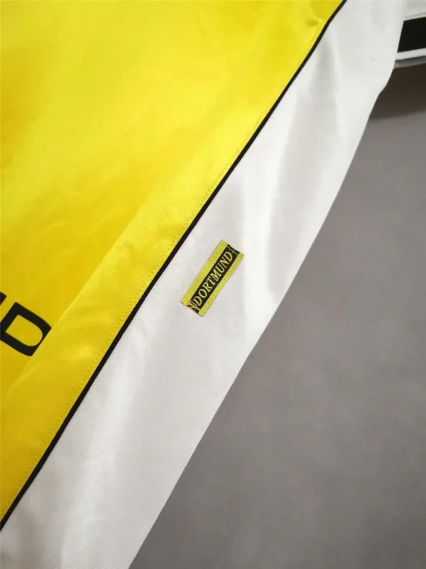 98-99 Borussia Dortmund Retro Jersey Home - Image 3