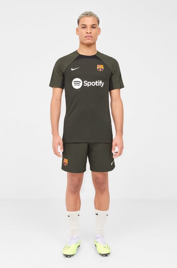 Barca Green Training Shirt 2023 2024 - Image 2