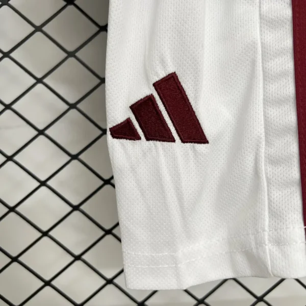 2526 Kids Aston Villa Home - Image 9