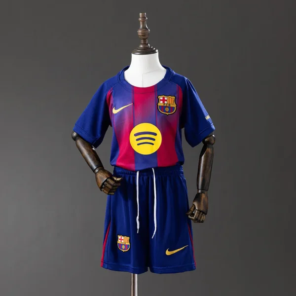 2526 kids Barcelona home