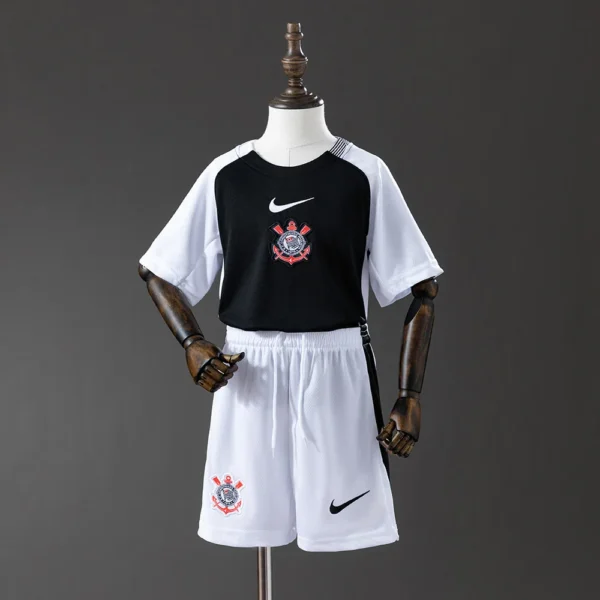 2526 kids Corinthians home