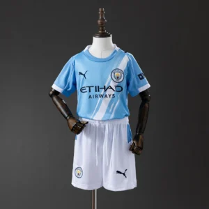 2526 kids Manchester City home