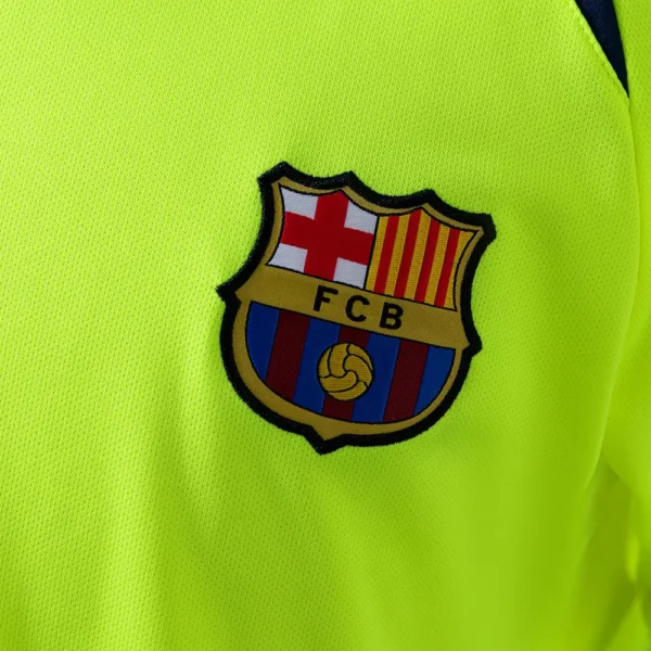 Retro Barcelona 05/06 Away S-XXL - Image 5