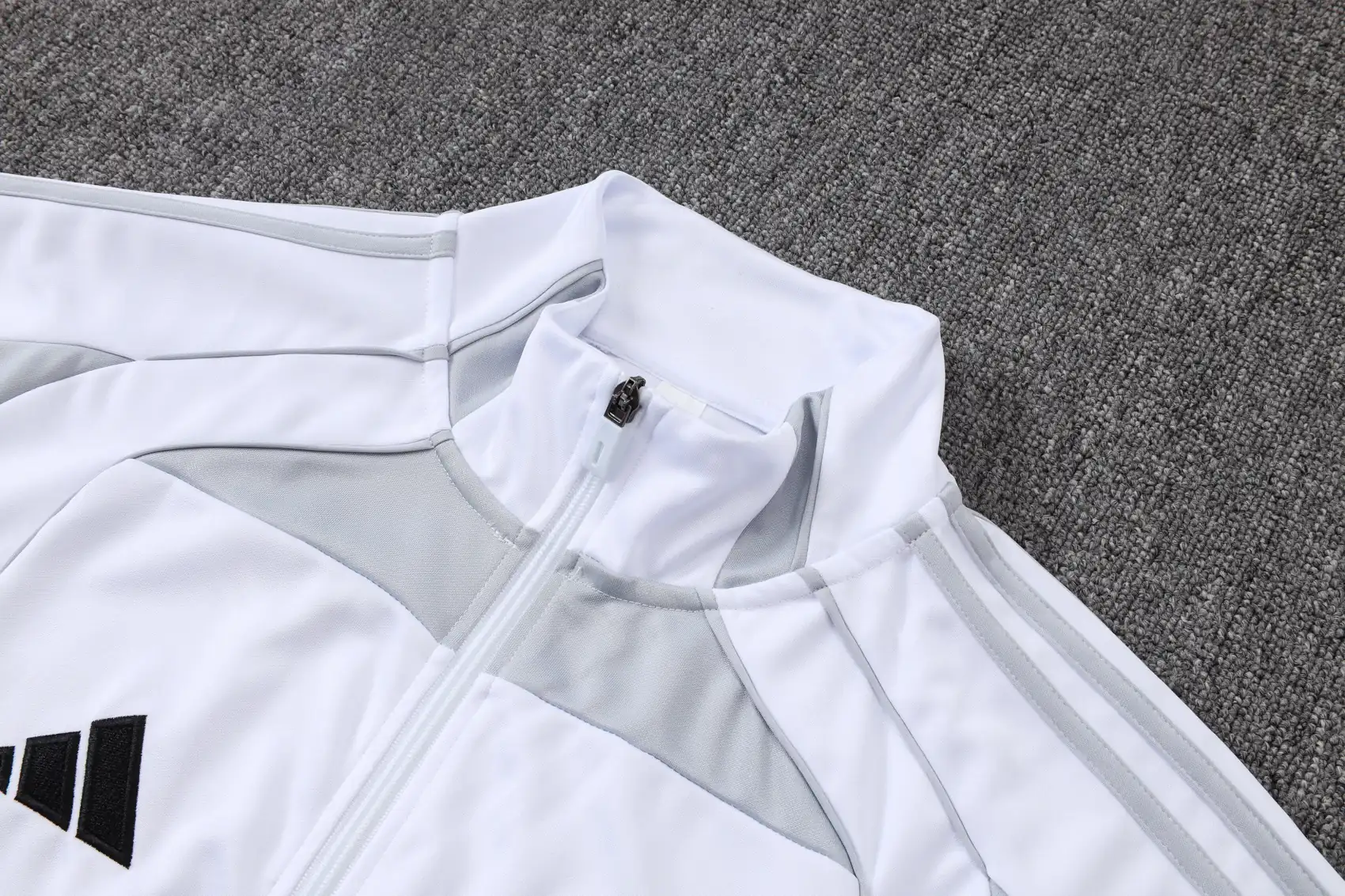 A2559# 2526 Full-Zip Football Jacket Kit (Top+Pants) Real Madrid White Gray - Image 6