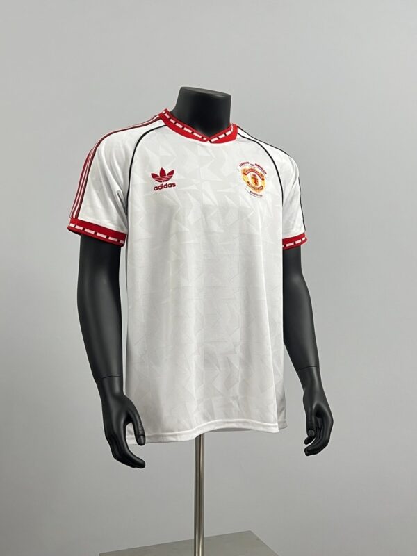 Retro Manchester United1991 Away - Image 4