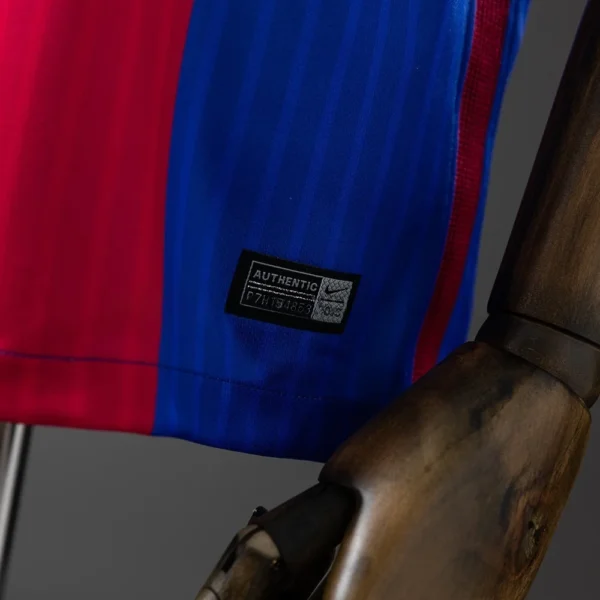 Retro Barcelona 16/17 Home S-XXL - Image 9