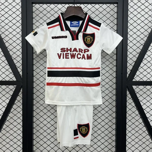 Retro kids M-U 9798 away size
