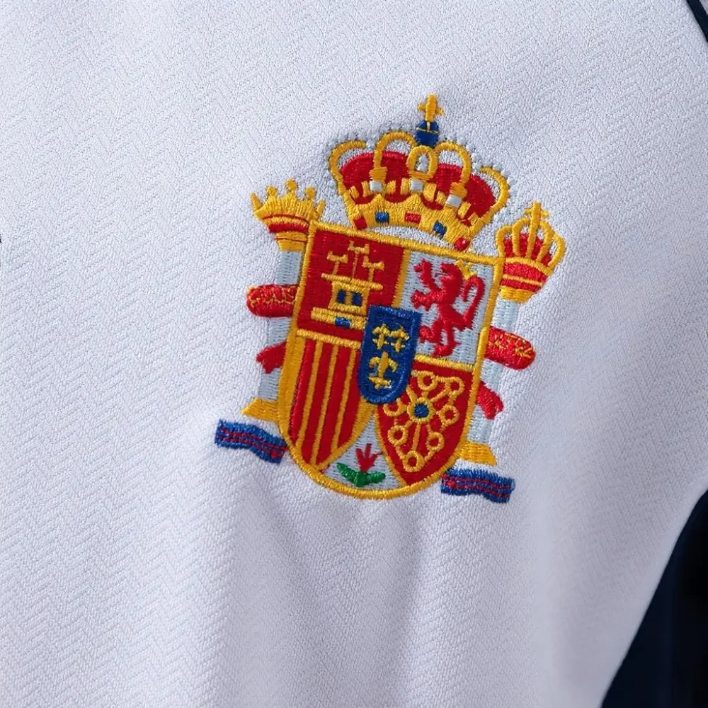 Retro 1998 Spain Away S-XXL - Image 4