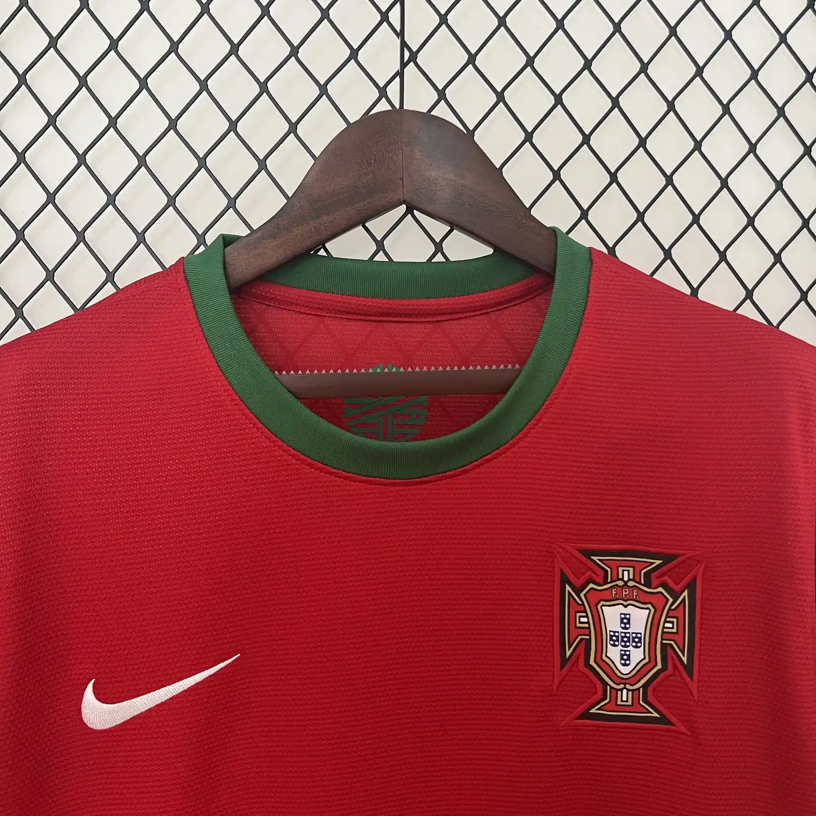 Retro Portugal 2012 Home S-XXL - Image 3